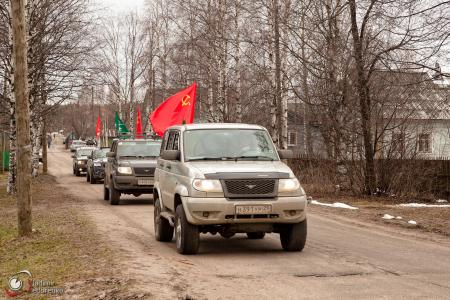Ветеранам глубинки – заботу и внимание! Автопробег архангельских коммунистов и автолюбителей