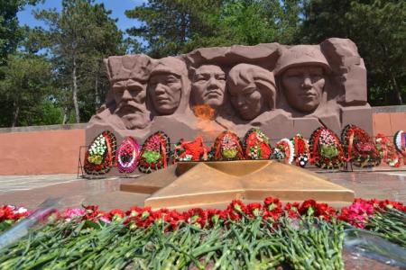Республика Калмыкия. Митинг в День памяти и скорби