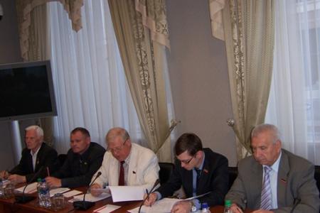 Татарстан. Депутат-коммунист А. Прокофьев: «Мы не решим проблемы ЖКХ, пока не отсечём управляющие компании от аффилированности с чиновниками»