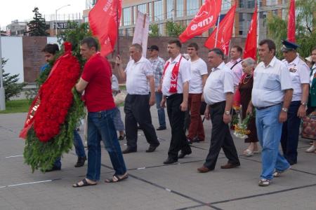 Коммунисты Кубани отметили день начала Великой Отечественной войны митингами, пикетами, автопробегами и сбором средств в помощь жителям Новороссии