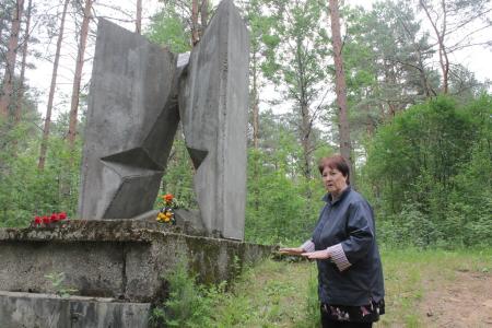 «Леон Поземский – вечно юный». 95 лет со дня расстрела первого руководителя псковского комсомола Л. Поземского отметили коммунисты, комсомольцы, ветераны комсомола