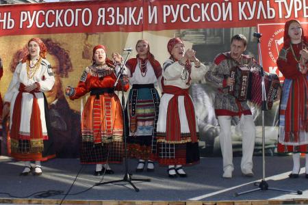 «Мы сохраним тебя, русская речь!». Воронежские коммунисты отметили День русского языка      