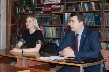Депутат-коммунист Олег Лебедев встретился с партийным активом города Одоева Тульской области