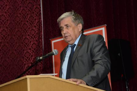 Коммунисты на переднем крае борьбы за экономические и социальные права трудящихся