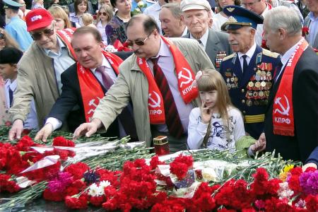 «Помним, не забудем никогда!». Курские коммунисты приняли участие в траурных мероприятиях в День памяти и скорби