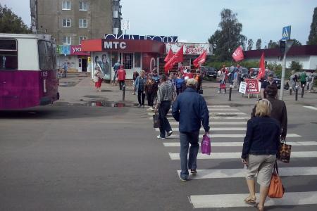 За перемены к лучшему вместе с КПРФ! Пикеты коммунистов в Орловской области