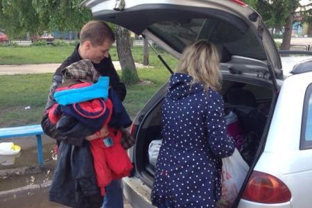 Алтайские коммунисты доставляют гуманитарный груз пострадавшим от наводнения жителям края