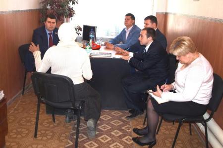 Олег Лебедев провел прием избирателей в городе Ясногорске Тульской области