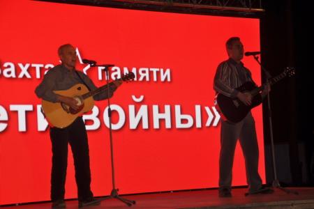 «Живые обязаны помнить!». В Петербурге состоялась Вахта памяти «Дети войны»
