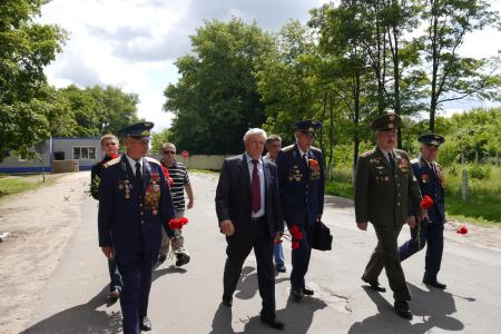 Липецкая область. Открытие памятника В.И. Ленину на военном аэродроме