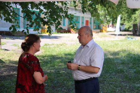 Депутат фракции КПРФ в Госдуме В.Н. Лихачёв принял участие в мероприятиях, посвящённых Международному дню защиты детей
