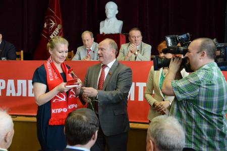 Коммунисты на переднем крае борьбы за экономические и социальные права трудящихся