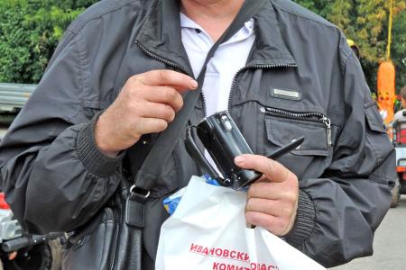 Ивановские коммунисты активно распространяют среди населения газеты «Правда» и «Слово правды»