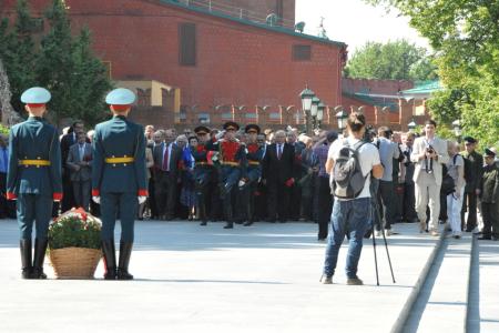 К 70-летию освобождения Белоруссии! Г.А. Зюганов возложил цветы к Могиле неизвестного солдата у Кремлевской стены