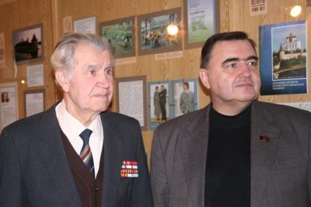 Коммунисты отпраздновали день освобождения города Пскова от немецко-фашистских захватчиков  