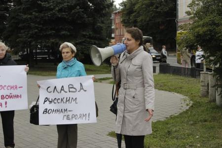 Коммунисты Ярославля отправили груз с гуманитарной помощью в Новороссию