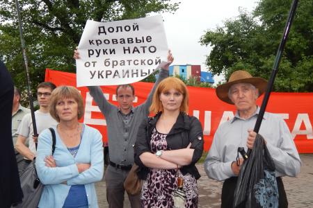 Барнаульские коммунисты провели митинг-концерт в поддержку Новороссии
