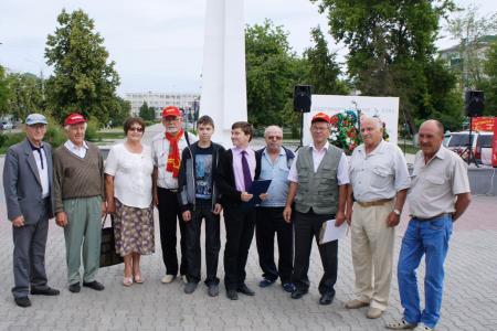 Комсомольцы и коммунисты Зауралья отпраздновали День молодежи 