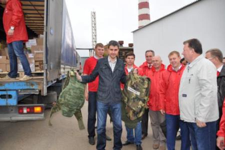 Из Подмосковья направился гуманитарный конвой КПРФ в помощь братскому народу юго-востока Украины. По дороге к нему присоединятся конвои гуманитарной помощи из других регионов