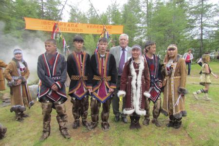 Республика Саха (Якутия). Кандидат на должность главы региона от КПРФ Виктор Губарев посетил праздник в честь Дня коренных народов