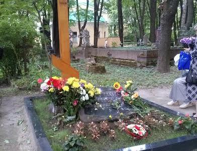 Коммунисты Ленинградской области: Памяти Валерия Гаврилина