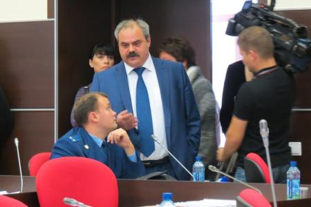 На фоне коррупционных скандалов власти Мурманска устроили информацмонную травлю КПРФ