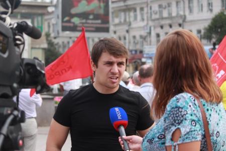 Саратовская область. Коммунисты провели митинг "В сильной промышленности – независимость от Запада!"