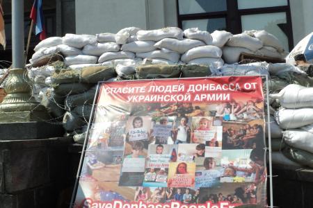 "Умирающий город". Записки очевидца-журналиста о гуманитарной катастрофе в Луганске