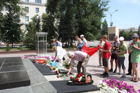 Харьковские и Белгородские коммунисты встретились на Прохоровском поле в преддверии годовщины освобождения городов от немецко-фашистских захватчиков