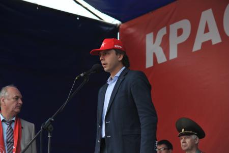 "Нет! Не погибла Родина моя!" Репортаж о митинге патриотических сил в Москве 