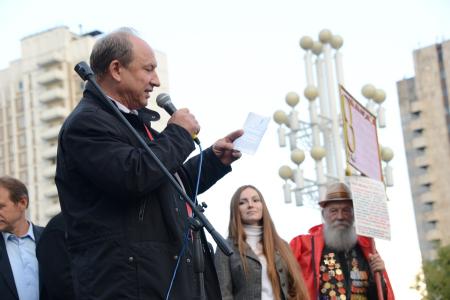 Г. А. Зюганов принял участие в митинге в столичном районе Выхино-Жулебино против строительства транспортно-пересадочного узла