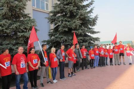 Комсомольцы и коммунисты приняли участие в эстафете на призы Самарской Губернской Думы