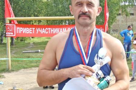 Ивановская область. В Кинешме при поддержке КПРФ прошел турнир по жиму штанги от груди