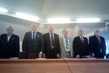 Санкт-Петербург. Коммунисты принимают участие в съезде Петровской Академии Наук и Искусств