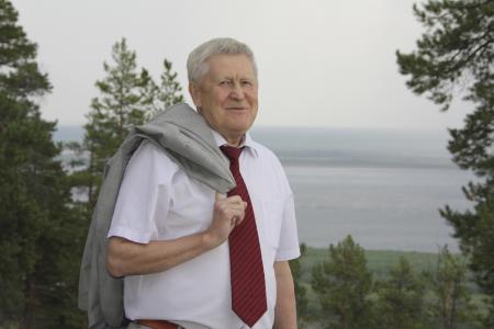 Выборы в Якутии. Коммунисты активно ведут агитацию за своего кандидата Виктора Губарева