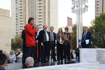 Г. А. Зюганов принял участие в митинге в столичном районе Выхино-Жулебино против строительства транспортно-пересадочного узла