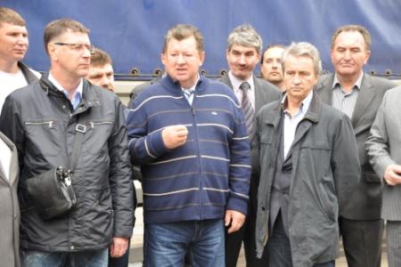 Владимир Кашин: «Нам всем нужен мир».  Коммунисты Москвы и Подмосковья отправили очередной гуманитарный конвой в Новороссию
