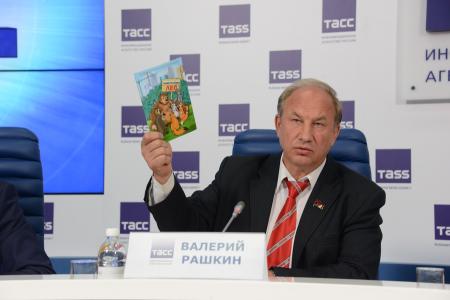 «На выборах мы боремся против союза оффшорной олигархии, криминального чиновничества и либеральных фанатиков»