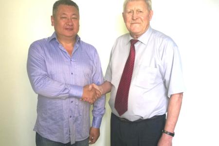 Кандидат на пост главы Республики Саха (Якутия) Виктор Губарев посетил город Ленск