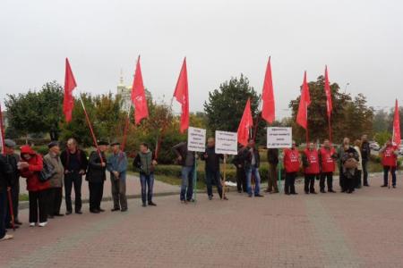 Против ущемления прав оппозиционных партий. Пикеты в Орловской области