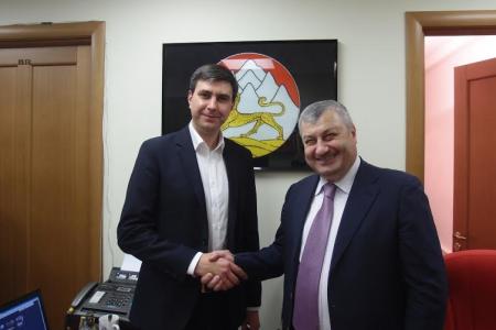 Казбек Тайсаев: «Опыт, стойкость, профессионализм Олега Царева очень нужны Новороссии»