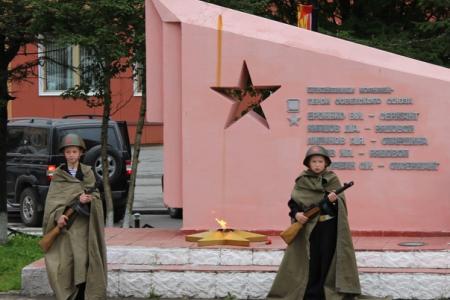 Магаданская область. Коммунисты приняли участие в митинге в честь окончания Второй мировой войны