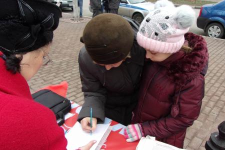 Ульяновская область. Ю.П. Синельщиков поддержал требования граждан провести капитальный ремонт многоквартирных домов за счет бюджета