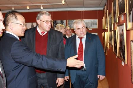 К.К. Тайсаев принял участие в Минске в открытии фотовыставки «СССР. Северная Корея. История дружбы»