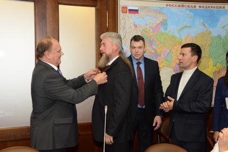 «России верные сыны». Г.А. Зюганов принял участие в открытии выставки художника И.В. Башмакова