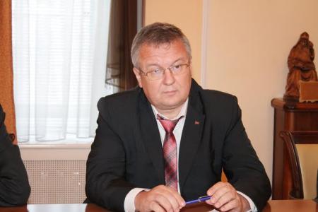 Псковская область. Коммунисты против сокращения социальных программ