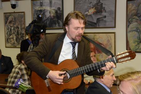 «России верные сыны». Г.А. Зюганов принял участие в открытии выставки художника И.В. Башмакова