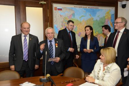 «России верные сыны». Г.А. Зюганов принял участие в открытии выставки художника И.В. Башмакова