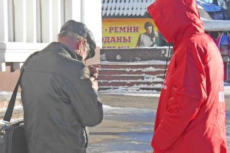Меняем сигарету на конфету. Акция Шуйских коммунистов и комсомольцев