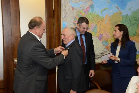 «России верные сыны». Г.А. Зюганов принял участие в открытии выставки художника И.В. Башмакова